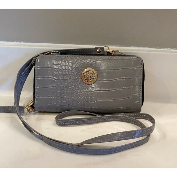Gray  Crossbody Clutch Purse Faux Alligator NWOT Chic Perfect 4 Cruise Travel - Picture 10 of 10